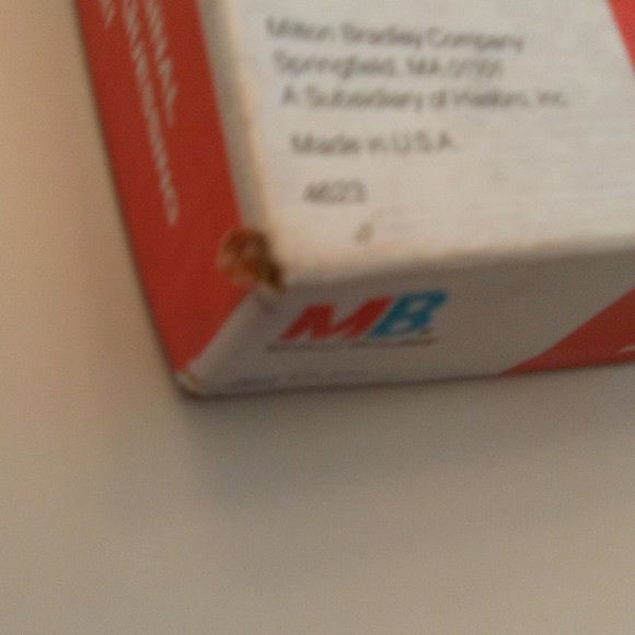 Vintage Hangman Board Game 1988 Milton Bradley Complete Game ages 8 and up - Picture 7 of 10